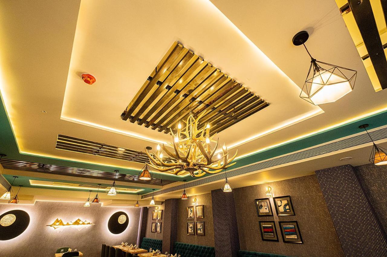 The Bastion Hotell Bhopal Eksteriør bilde